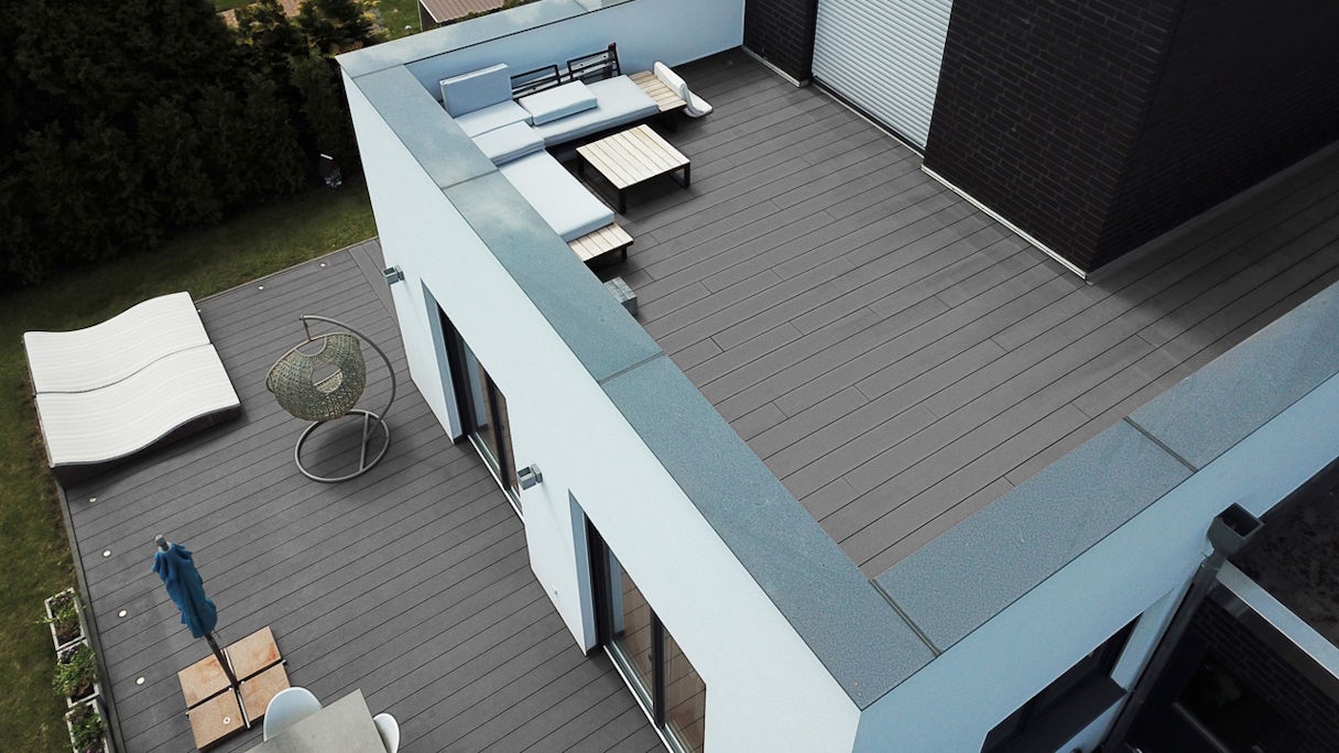 Komplett-Set TitanWood 5m Hohlkammerdiele Rillenstruktur Hellgrau 76m² inkl. Alu-UK