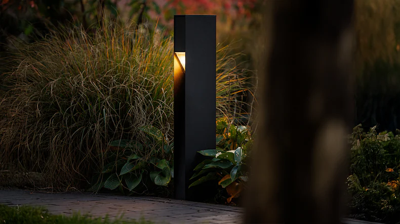 planeo Gartenbeleuchtung 12V - LED-Sockelleuchte Alon - 3.3W 310 Lumen