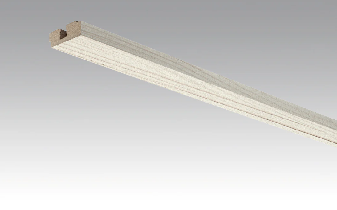 Battiscopa MEISTER Battiscopa a soffitto Luce di pino 4093 - 2380 x 40 x 15 mm (200032-2380-04093)