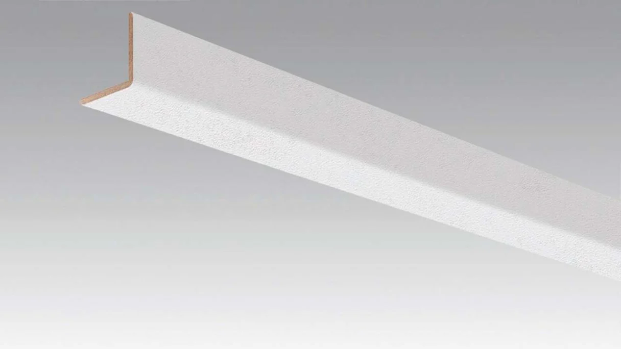 MEISTER Angle Skirting White Cloud 4202 - 2380 x 33 x 3.5 mm (200035-2380-04202)