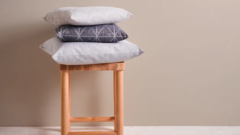 papier peint en vinyle beige classique uni Couleurs du monde 150