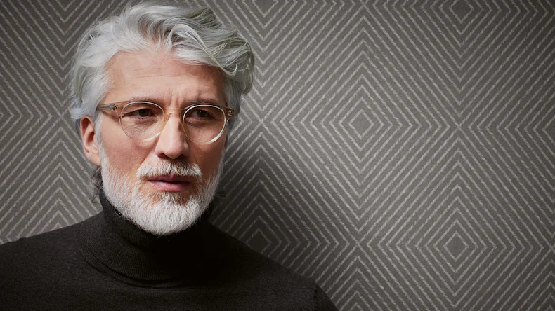 Carta da parati in vinile Metropolitan Stories Nils Olsson - Copenhagen Livingwalls Retro Grey Metallic 261