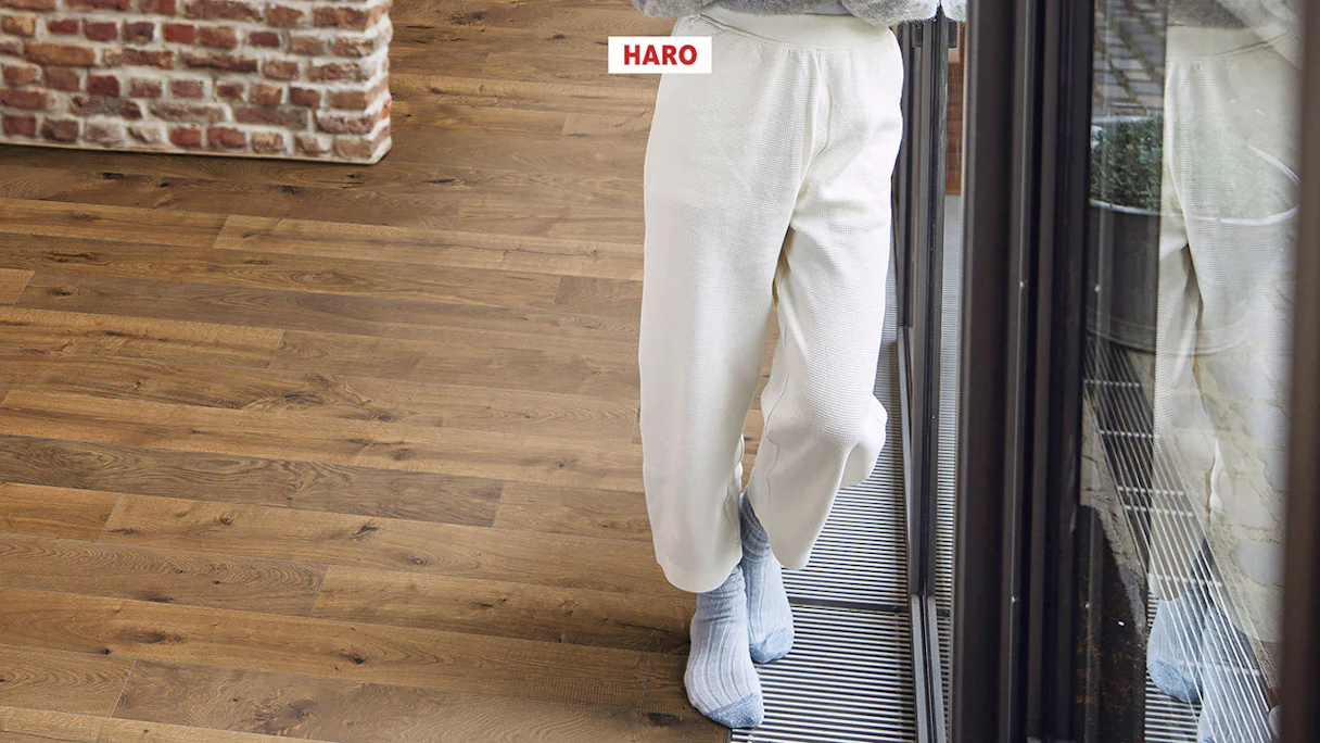 Haro Parquet Flooring - Series 4000 NF Stab LA Maxim 4V naturaLin plus Amber Oak Sauvage (540989)