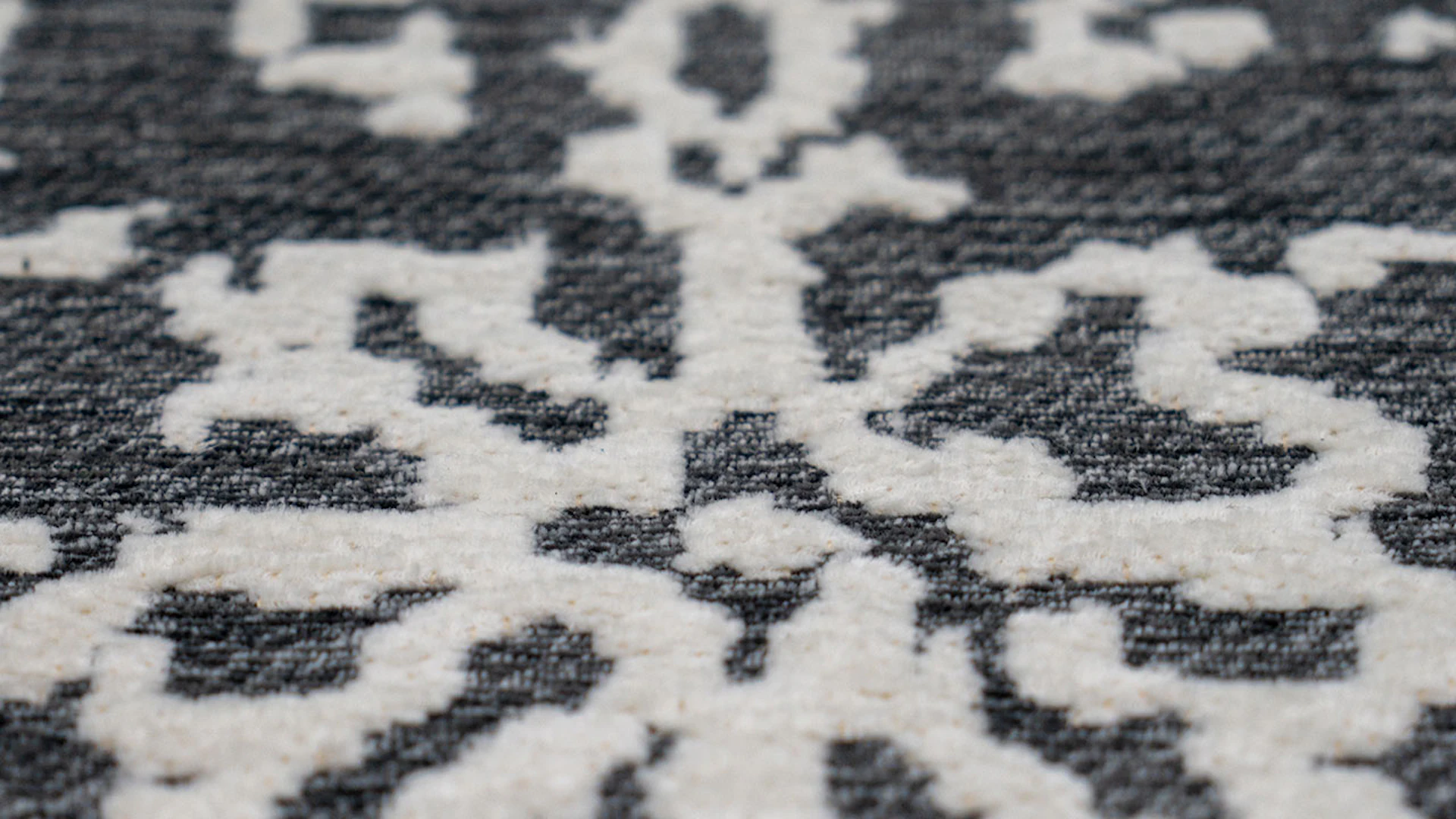 planeo carpet - River 130 grey / anthracite 155 x 230 cm