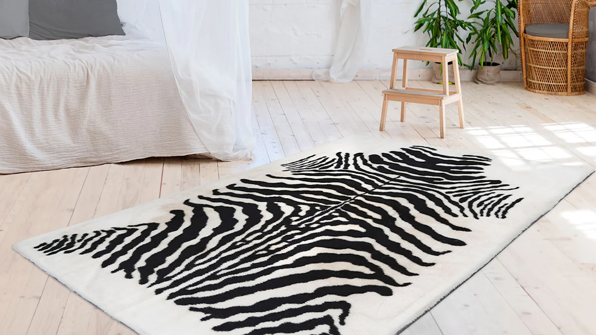 planeo carpet - Rabbit Animal 400 black / white 120 x 160 cm