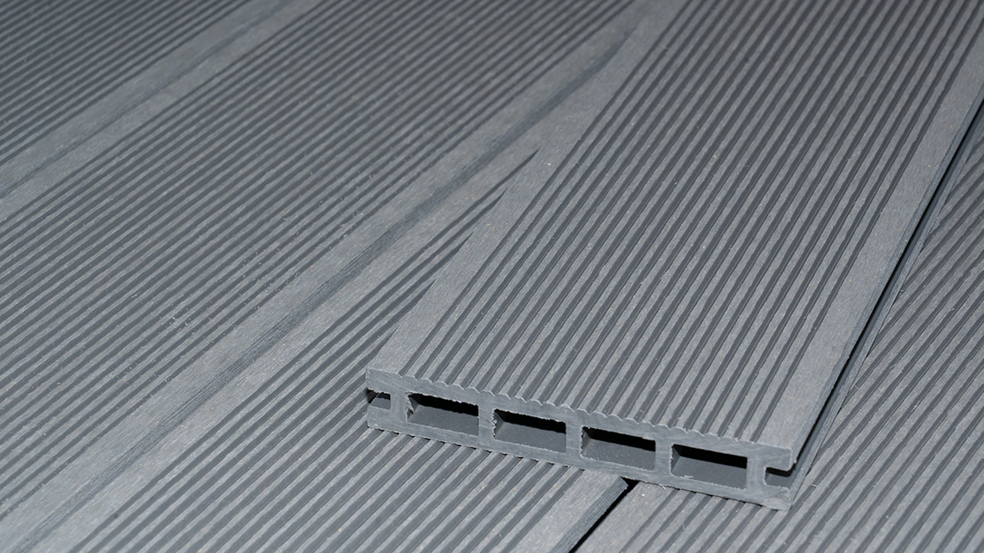 planeo terrasse composite ECO-Line - lame creuse gris clair 3,9m - lisse/rainé
