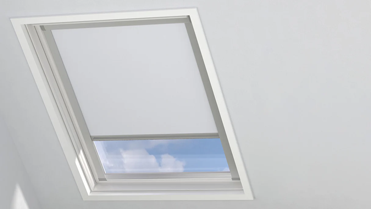 planeo roof window roller blind - White