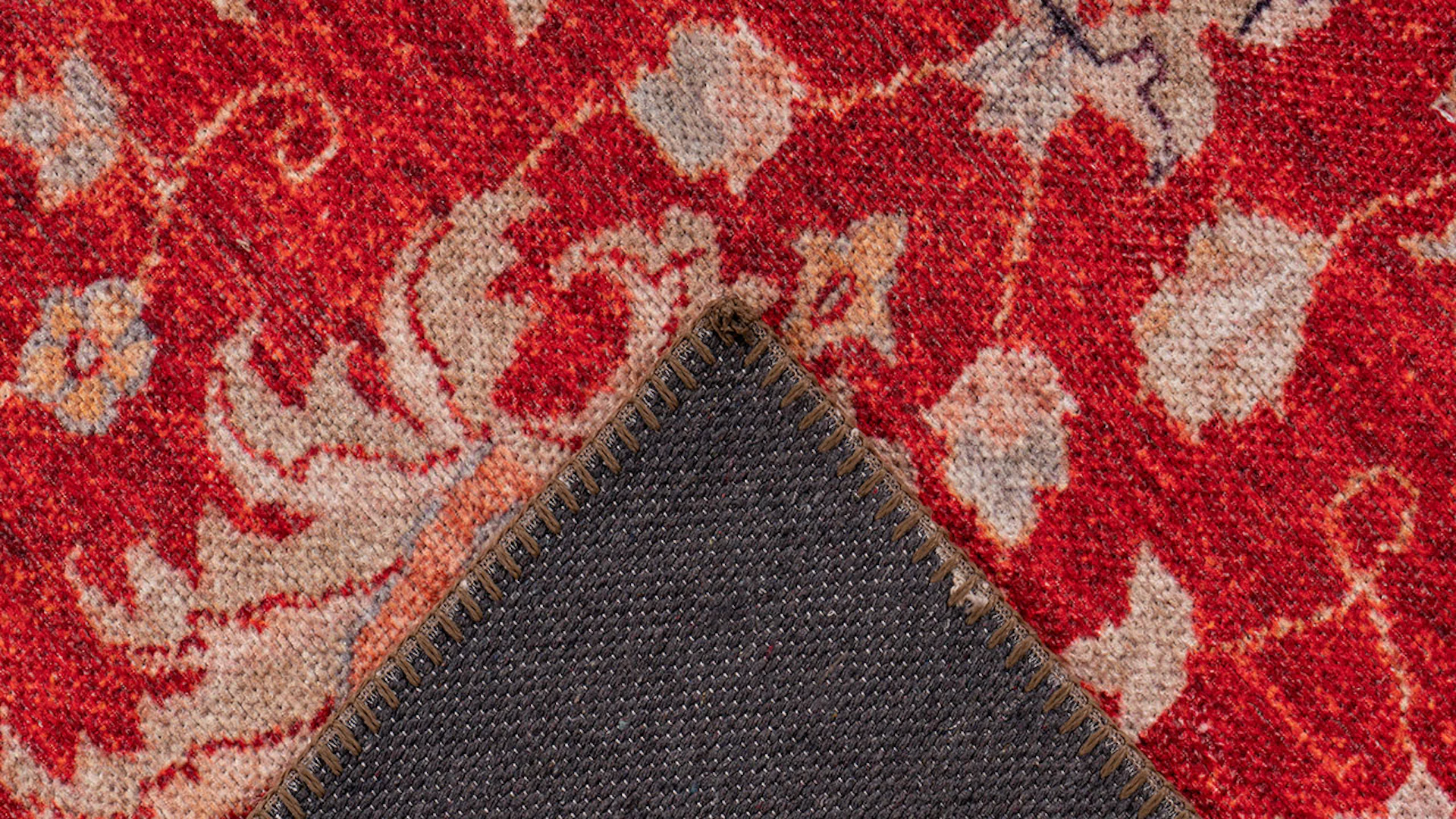 planeo carpet - Faye 625 red 75 x 150 cm