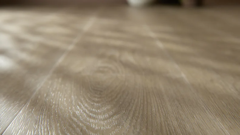 Gerflor vinyle à coller - Creation 70 Lounge Oak Chestnut | Grain synchronisé