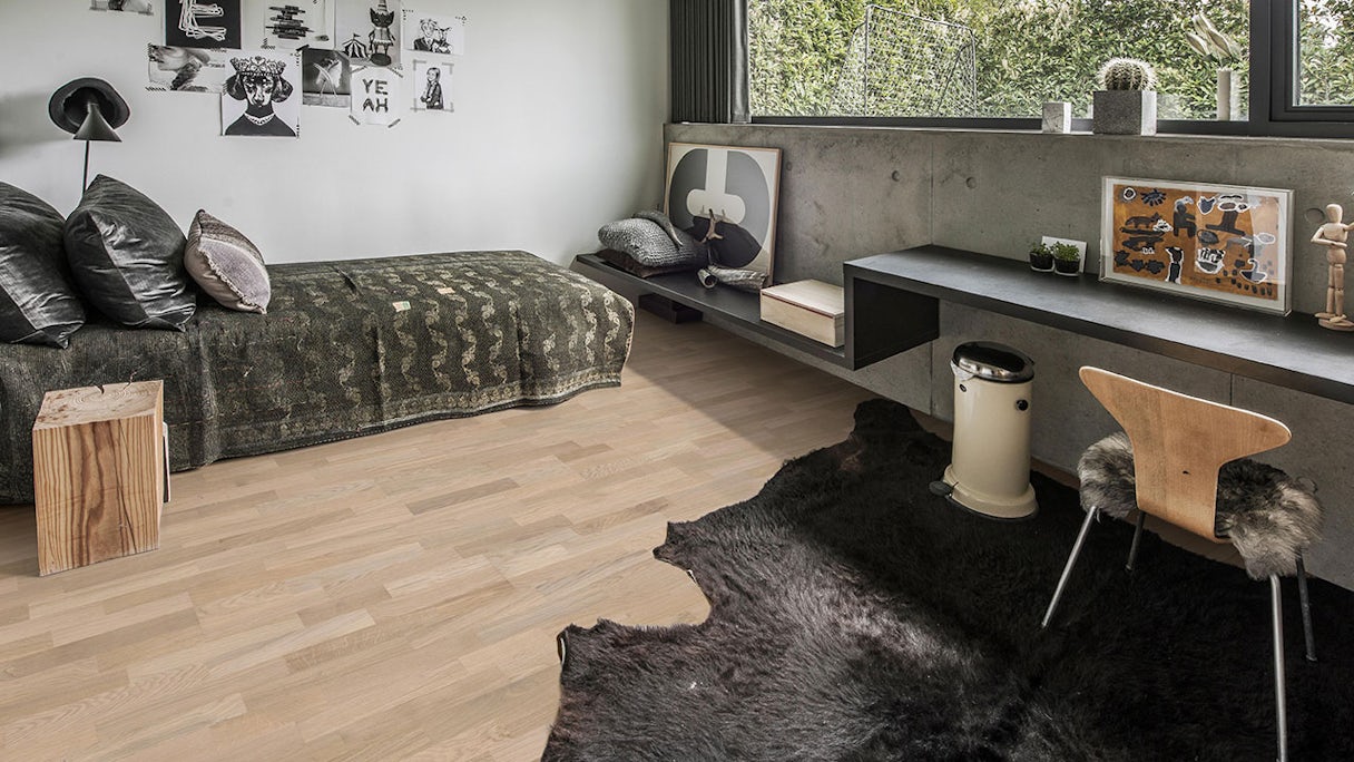 Kährs Parquet Flooring - Lumen Collection Oak Mist (153N3BEKC4KW240)