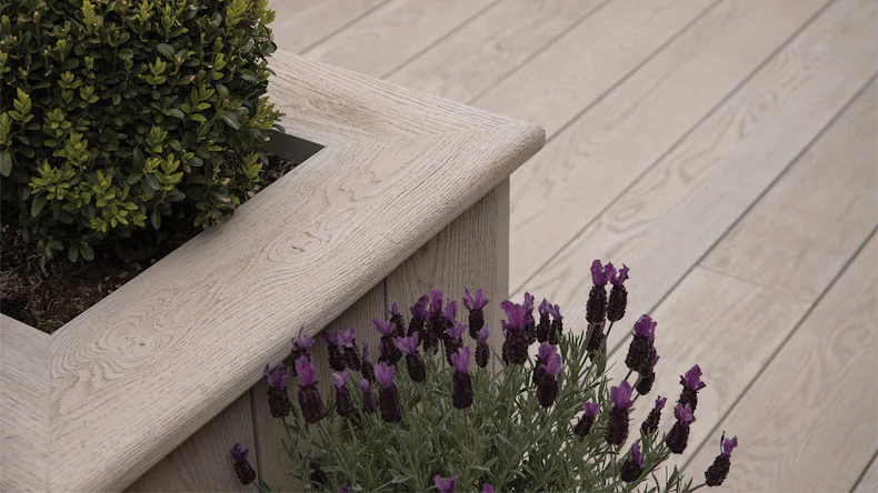 planeo Authoria PureBoard Terrassendiele Massiv - Light Lime Oak 3.6m strukturiert