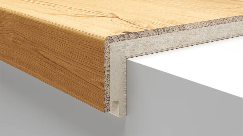 gradino in parquet planeo tipo B - angolo di copertura a scatto in alto e in basso