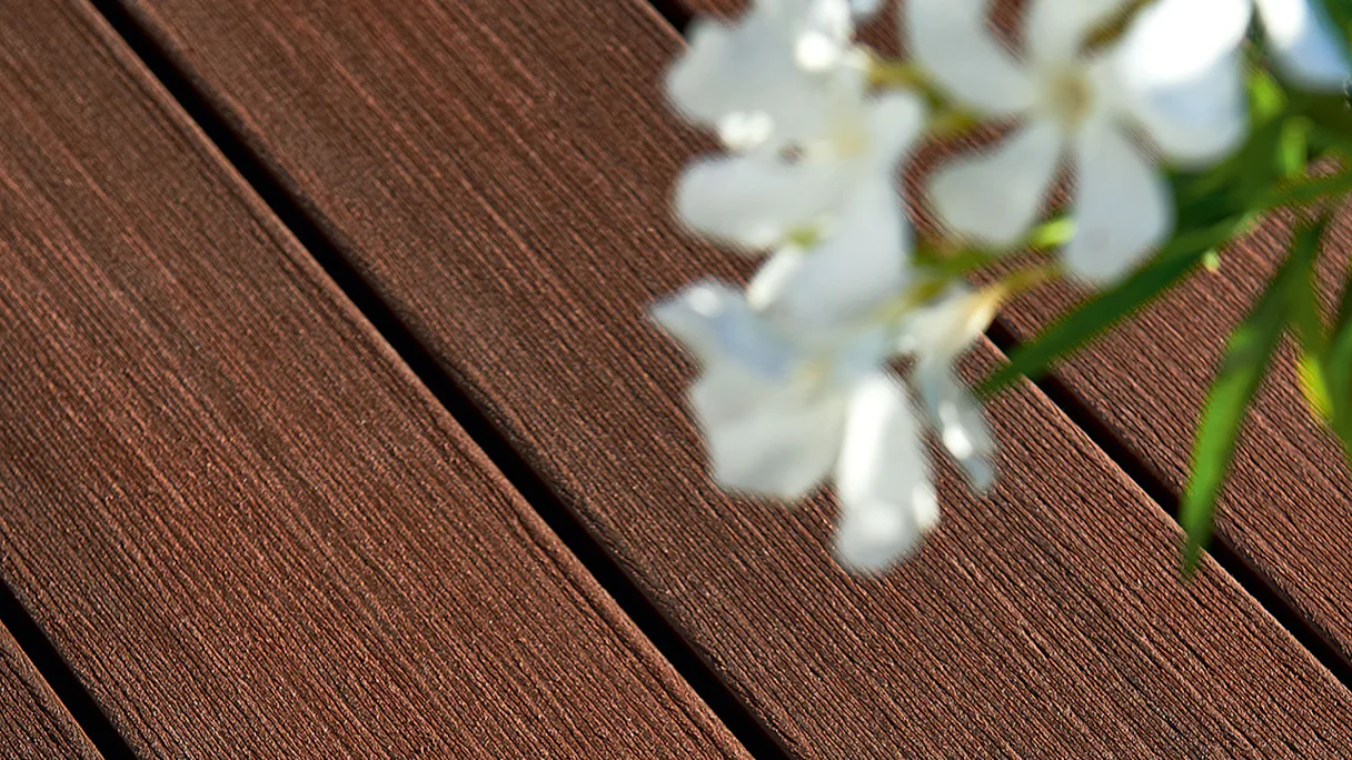planeo WPC decking board - Stabilo Umbra structured brushed