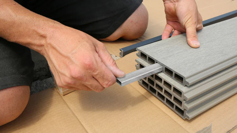 Stabilisierungsleiste für das TitanWood WPC-Zaunset