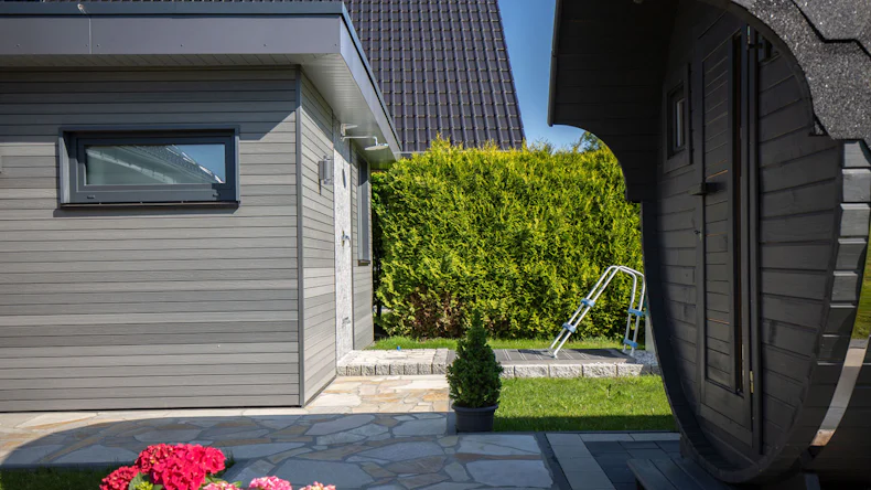 planeo Fassadenverkleidung - COEX Fassadenprofil 5.4m Medium Grey gebürstet