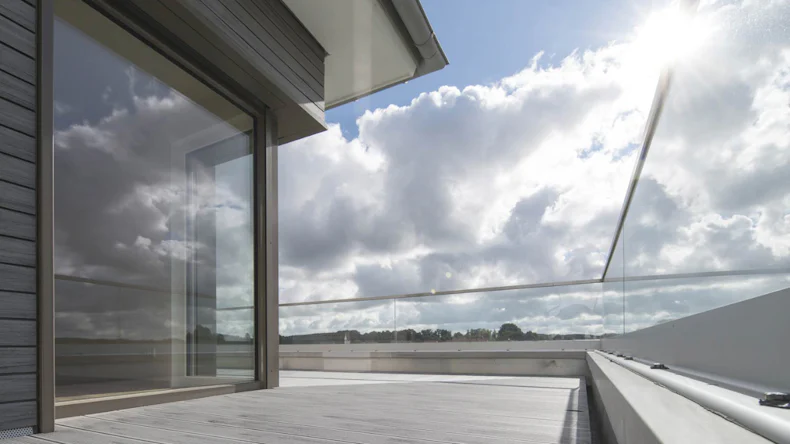 planeo Fassado - Rivestimento di facciata a fasce romboidali WPC grigio grafite XL 6 m