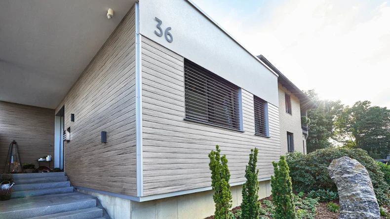 planeo Fassado - Rivestimento di facciata a fasce romboidali WPC grigio grafite XL 6 m