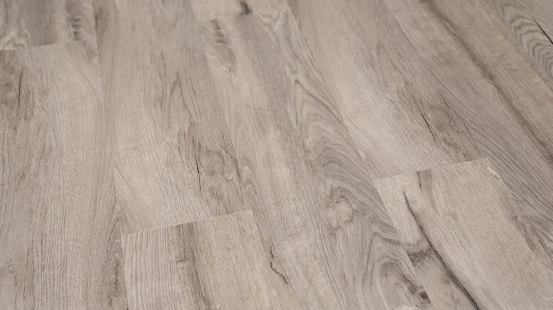 planeo Klebevinyl - Objekt Eichenstamm Frieseneiche (PLDD2570-FRI)