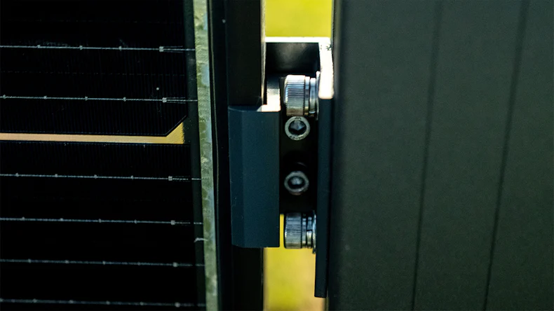 planeo Solarzaun Komplett Set Querformat 1813 mm Höhe x 3730 mm Breite Anthrazitgrau zum Einbetonieren