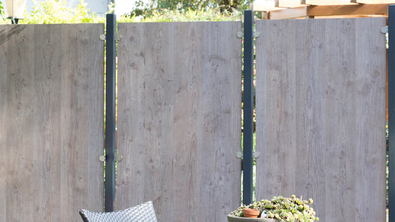 planeo Gardence Resistant - Recinzione privacy in HPL con bordo - aspetto legno 90 x 180cm