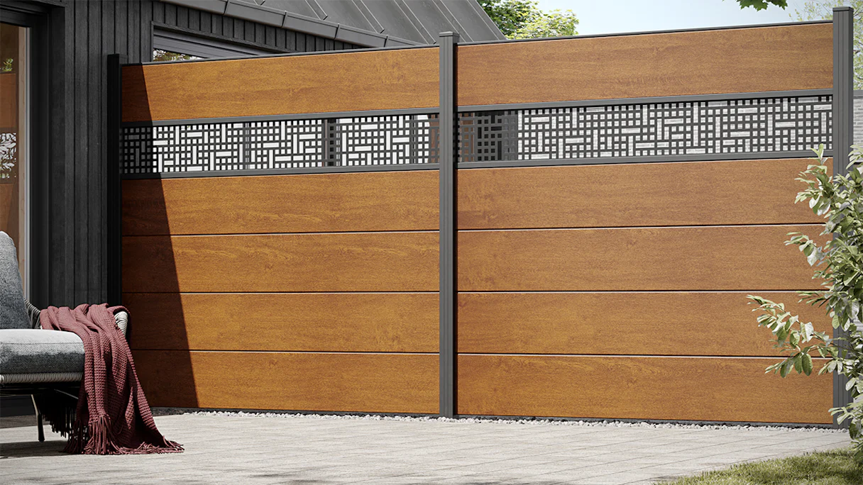 recinzione a innesto planeo Gardence in PVC - Toffee Oak con inserto design a scelta 180 x 180 cm
