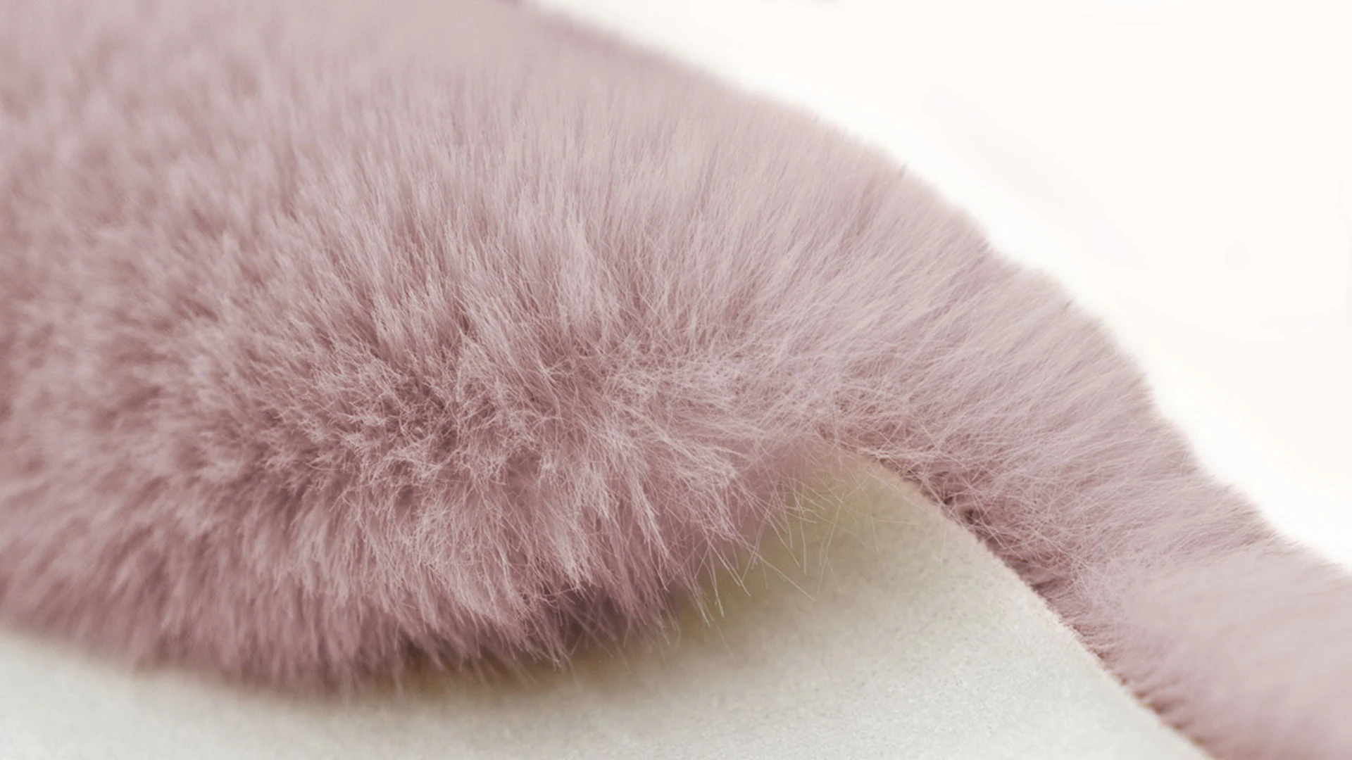 planeo carpet - Rabbit Sheepskin 200 Pink 60 x 90 cm