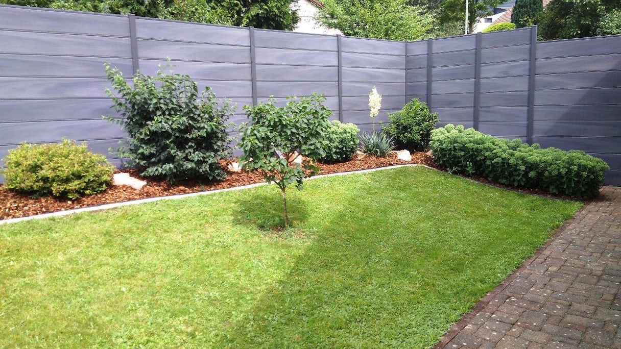 planeo Solid Grande - recinzione da giardino premium stone grey coex