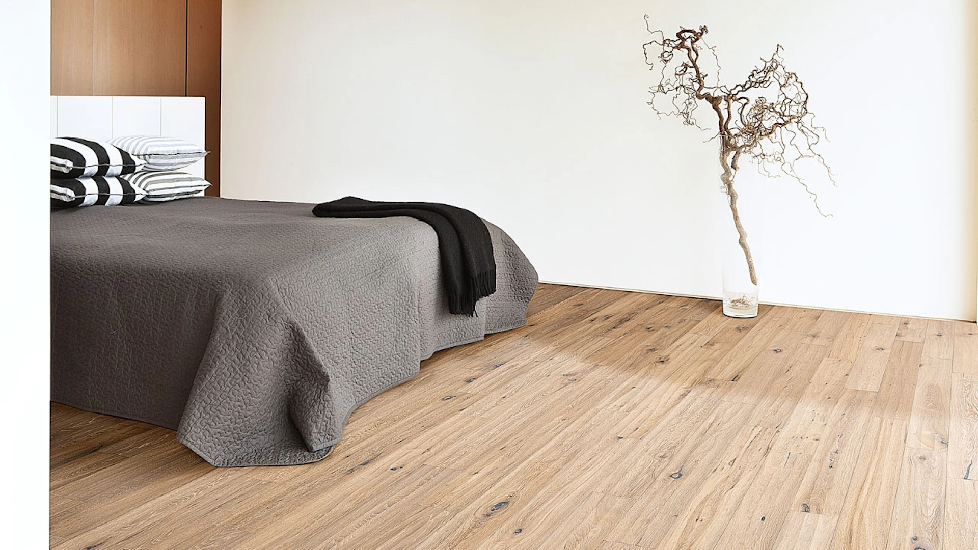 Kährs Parquet Flooring - Spirit Rugged Collection Oak Trend (101P8HEKFMKW180)