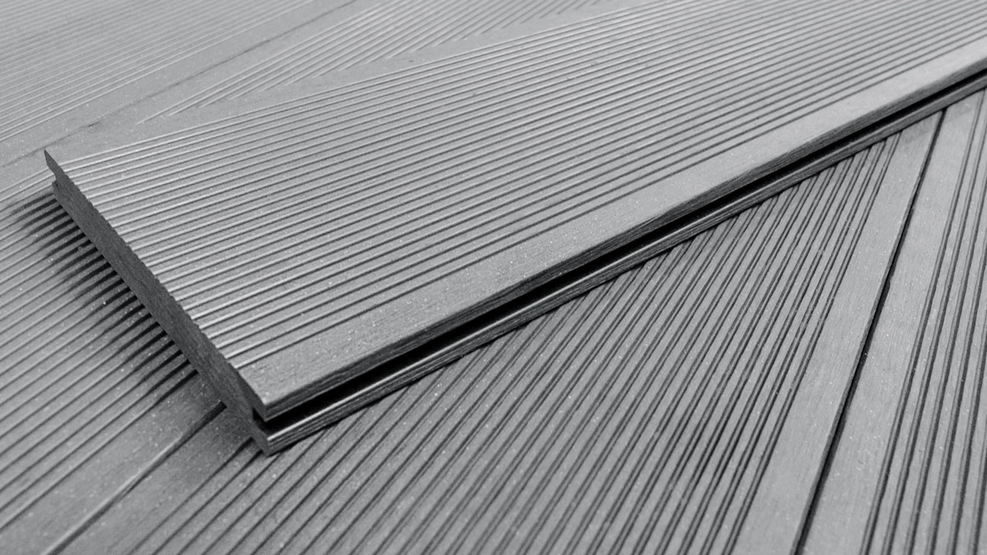 planeo terrasse composite ECO-Line - lame massive gris clair - lisse/rainée