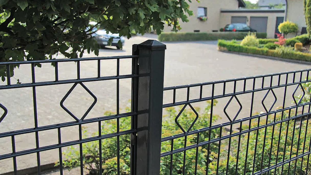 planeo double-rail decorative fence square 6/6/6 RAL 7016 anthracite